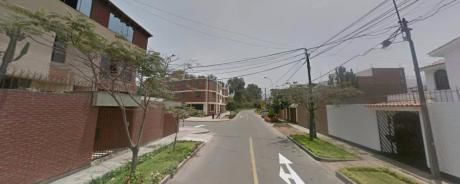 Venta De Departamento En 3er Piso En Av Pablo De Olavide - La Molina