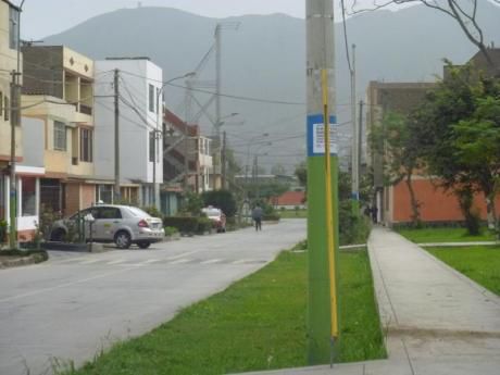 Venta De Casa En Santa Anita Cerca A Urb. Los Ficus