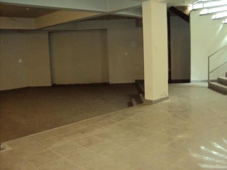 Local Comercial CC Cayma