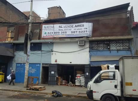 Plena Av Aviación, 2do Piso ¡aires Construibles En La Mejor Zona De Gamarra!