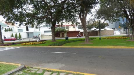 Casa En Urb. Córpac - Cerca Al Ministerio Del Interior