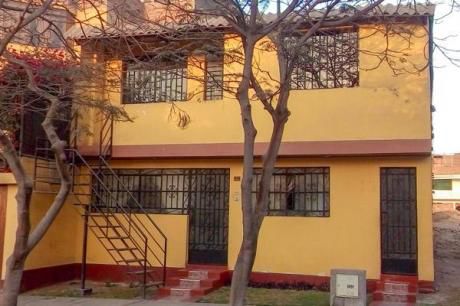 Urb. Alejandro Alvarez - Casa