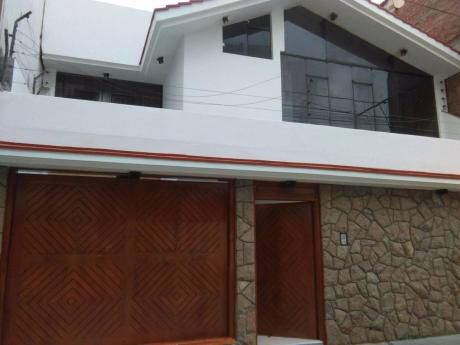 Hermosa Casa Estilo Californiano!