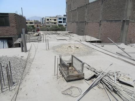 Vendo Aires Del 3er Piso 135 M2 Frente A Parque En $31,990 Urb. Santa Luzmila