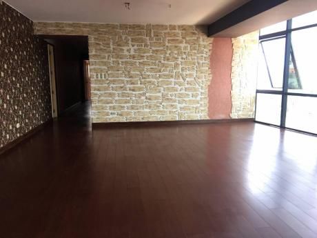 San Isidro Dpto. 185 M2 Hermosa Vista Calle Las Palmeras