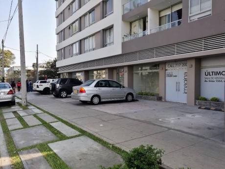 Alto Tránsito Comercial Y Peatonal