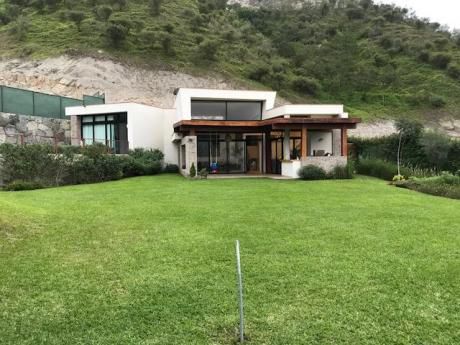 Hermosa Y Moderna Casa En Condominio De Lujo "la Quebrada - Cieneguilla"