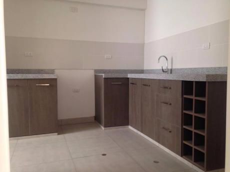Departamento En Esquina Av Mansiche 3 Dorm. A $57,795 Dólares