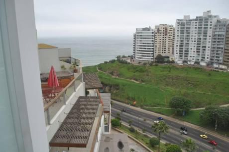 Alquilo Departamento Amoblado 3 Dorm. En Malecon Paul Harris Barranco