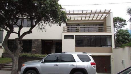 Alquiler De Casa En Miraflores Ambientes Amplios Y Muy Iluminados
