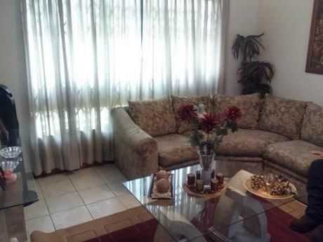 Lindo Departamento Con Excelente Vista En Primer Piso