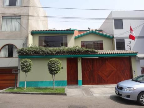 Excelente Casa De 4 Dorm. En $1100 En Molina