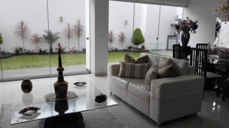 Venta De Fino, Moderno Y Amplio Departamento - Monte Umbroso - Chacarilla