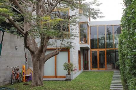 Moderna Casa A 1 Cuadra Del Malecón De Barranco