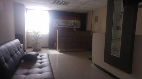 Excelentes Oficinas, Consultorios Con Recepción En Zona Estrategica De Yanahuara