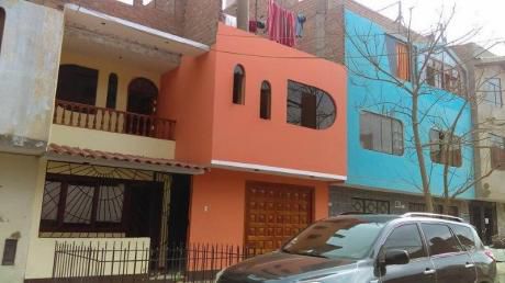 Casa En Venta - Los Olivos