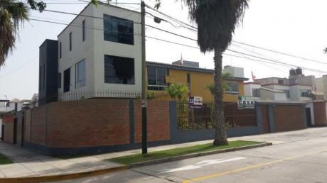 Casa En Venta (vista Al Parque) - La Molina