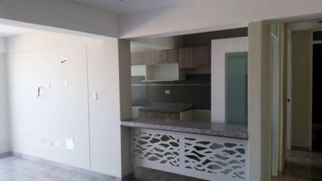 Moderno Departamento En Umacollo