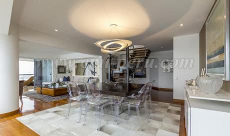 Venta De Departamento Penthouse Con Piscina En El Malecón