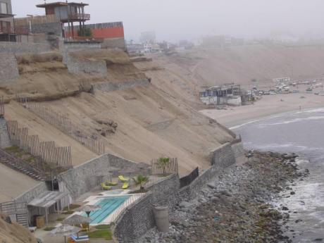 único Terreno De Playa Con Vistas Dominantes Sobre La Bahía Del Silencio
