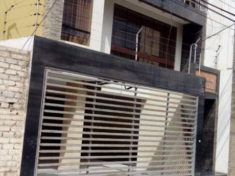 Excelente Departamento En Venta En Calle Valle Riestra: Trujillo