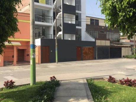 Se Alquila 90 M2 3 Dorm. Ovalo De Santa Anita Calle Las Grullas