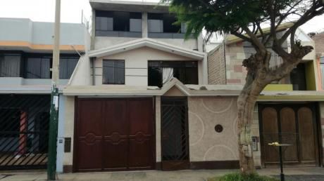 Vendo Casa En Urbanización Sagitario Surco