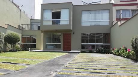Se Vende Casa En San Borja A Espaldas De Av Boulevard