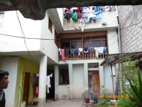 Casa En Urb. Velazco Astete