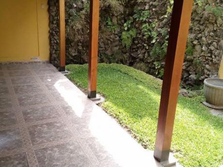 Ocasión Remodelada Casa Monterrico!