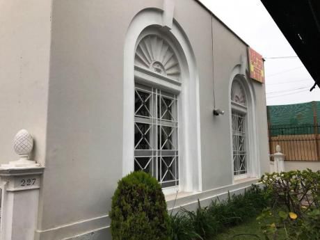 San Isidro, Excelente Ubicacion, Zona Comercial