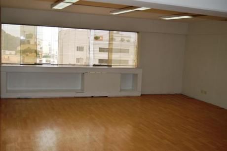 San Isidro, Excelente Oficina De 7 Ambientes Que Ocupa Todo Un 5to Piso