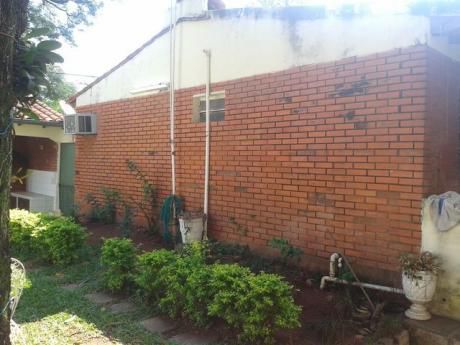 Sobre Asfalto . Hermosa Casa Fdo. Zona Sur