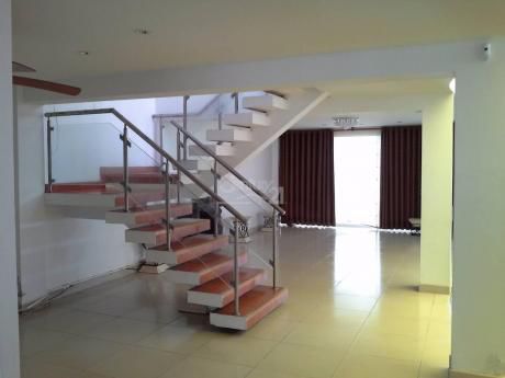 Linda Casa En Urbanizacion Las Brisas De Villa Chorrillos