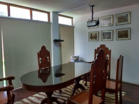 Muy Buena Casa - Ideal Oficina Administrativa - Urge Alquilar!