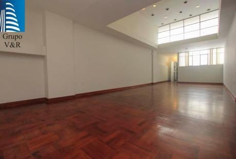 Oficina Amplia En Miraflores (CV)
