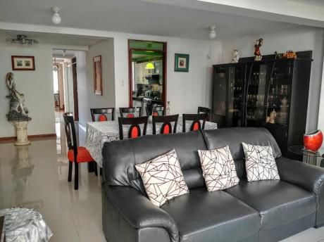 Casa En Condominio En Venta Frente Parque Urb. Palmas Del Golf, Trujillo
