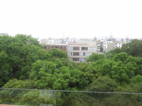 Venta De Triplex De Estreno En Calle Santa Teresita - San Isidro