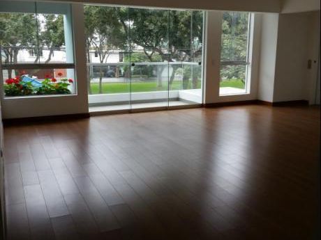 Venta De Lindo Departamento En Av Del Parque Norte - San Isidro