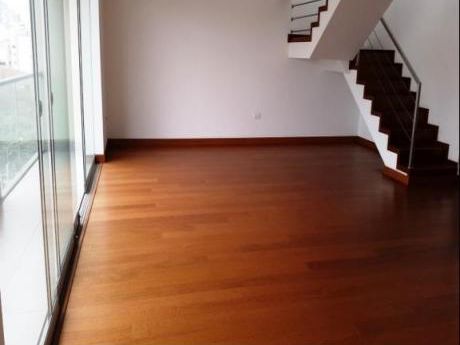 Venta De Departamento Dúplex En Calle Aristides Aljovín - Miraflores