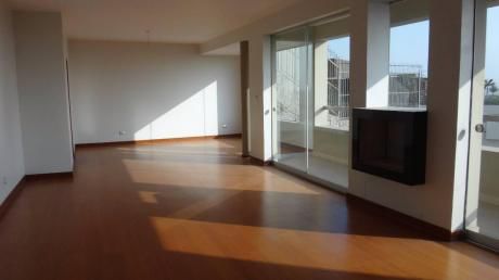 Venta De Acogedor Departamento En Calle Los Centinelas - Surco