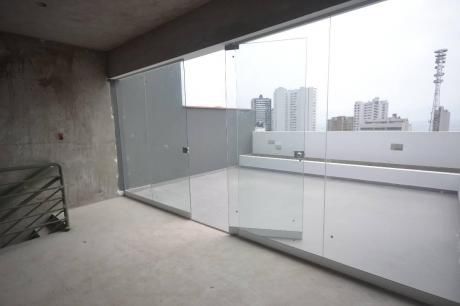 Vendo Moderna Oficina Dúplex Estreno 128 M2 A $271,000 En La Mar, Miraflores