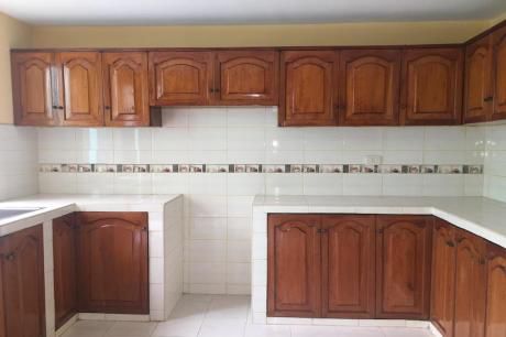 Venta Casa 02 Pisos 216 M2 En Los Cedros De Villa