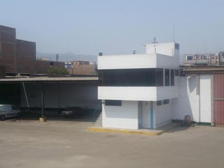 Local Industrial - Comercial 2,700 M2 X Edelnor/av. Wiese
