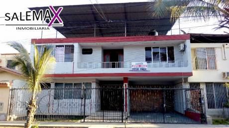 Amplia Casa En Venta - Urb. Miraflores - Castilla - Piuraálbumesamplia