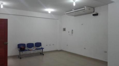 Oficina En Alquiler Con Aire Acondicionado - Centro De Piura