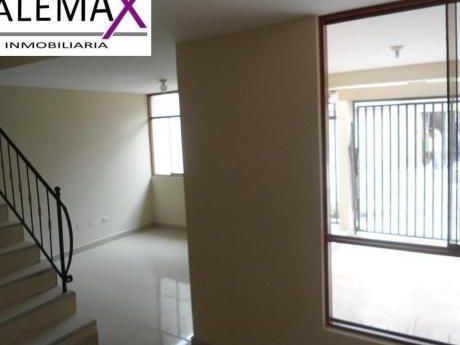 Casa En Venta - Urb. Santa María - Piura