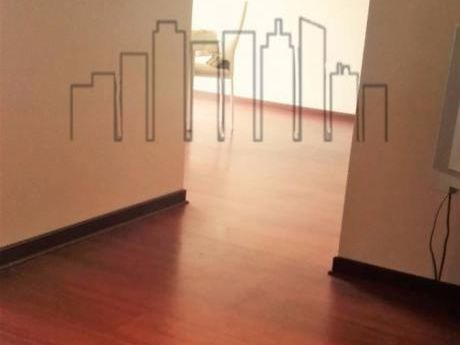 Departamento En Venta En E/ Moderno, Frente Al Colegio Sofiano Y Universidades