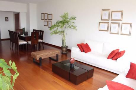 Departamento En Venta En San Isidro, Frente A Parque, Centrico