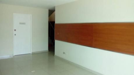 Casa Acondicionada Para CLínica O Policlinico